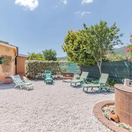 Cambretta Con Giardino, Posto Auto E A Due Passi Dal Mare Villa *