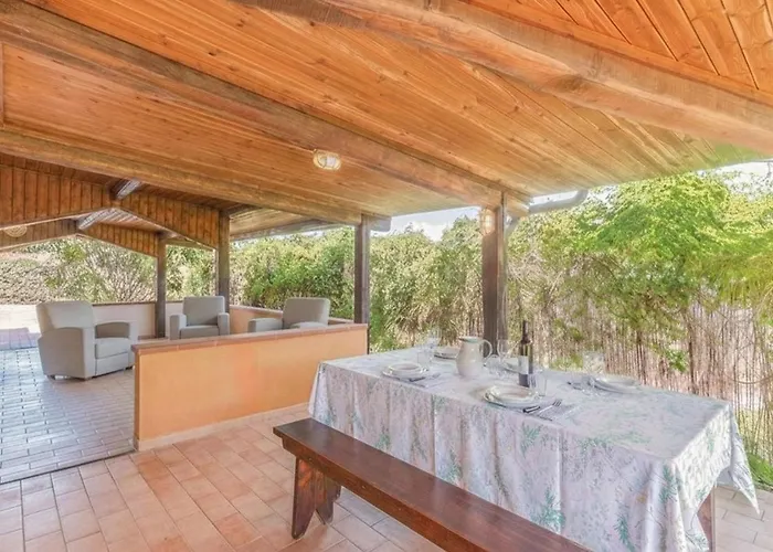 Villa Cambretta Con Giardino, Posto Auto E A Due Passi Dal Mare *