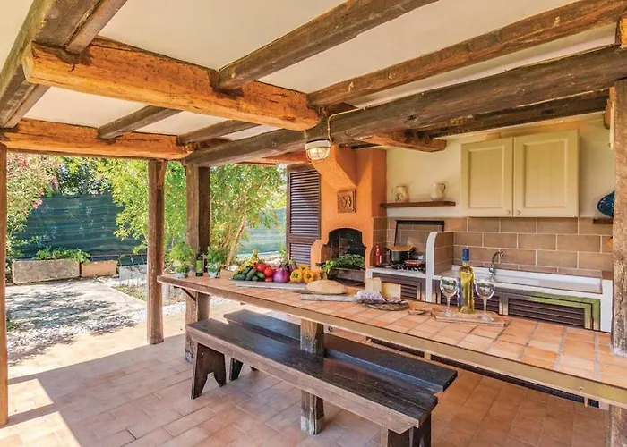 Villa Cambretta Con Giardino, Posto Auto E A Due Passi Dal Mare